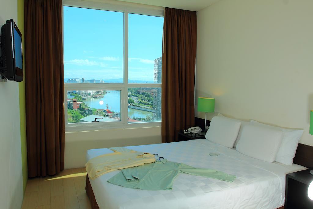 Go Hotels Plus Mandaluyong Szoba fotó