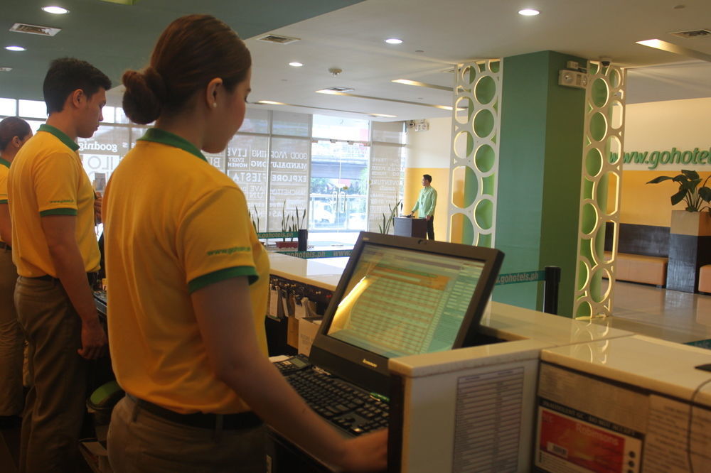 Go Hotels Plus Mandaluyong Kültér fotó
